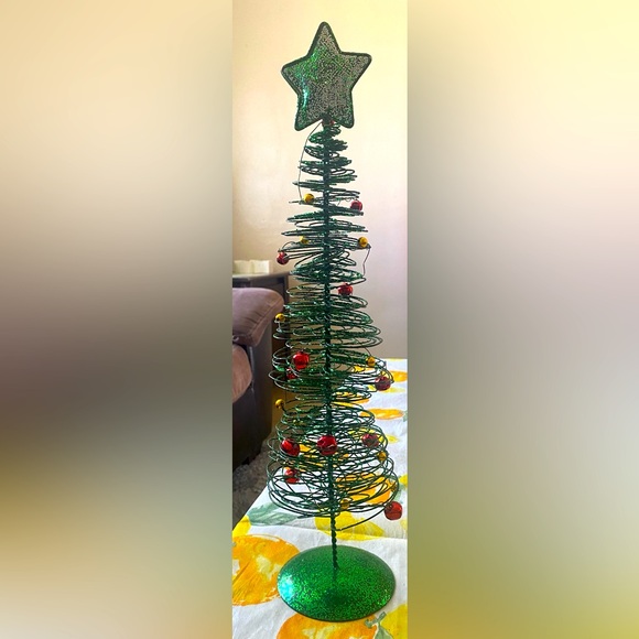 18” metal, spiral, bouncy tree - Picture 1 of 4